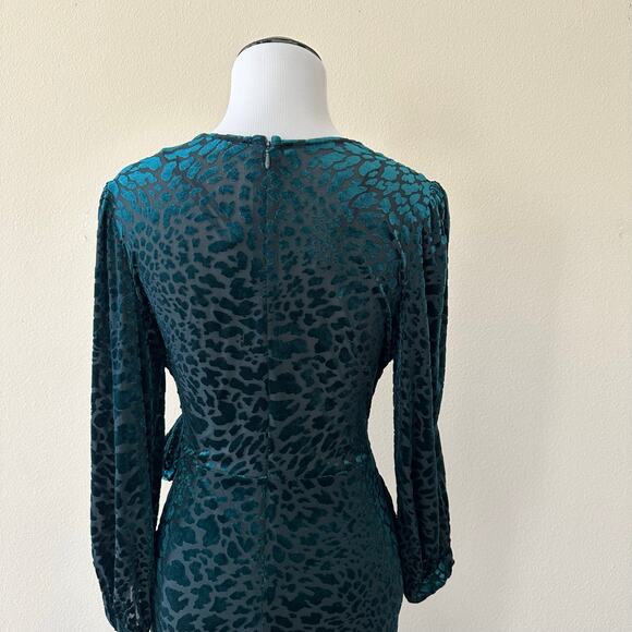 Calvin Klein Animal Print Velvet Burnt Out Emerald Green Wrap Dress Size 6 NWT - Picture 6 of 13